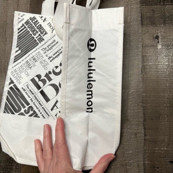 Lululemon Small Reuseable White and Black Logo Tote - Picture 3 of 7
